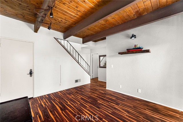 24333 Horst Drive, Crestline CA: https://media.crmls.org/medias/a1062e5b-3af6-425e-a117-b5aabc52e110.jpg