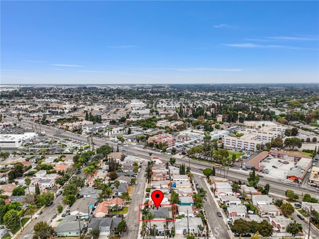 1410 Anaheim Place, Long Beach, California 90804, 2 Bedrooms Bedrooms, ,1 BathroomBathrooms,Single Family Residence,For Sale,Anaheim,OC24174855