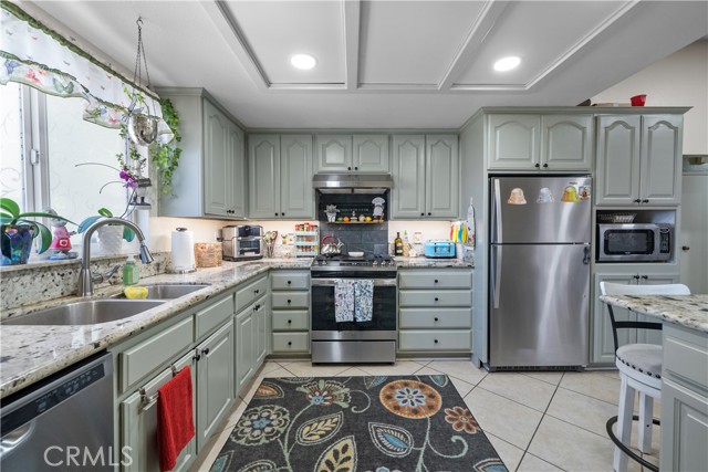 3052 E Avenue S4, Palmdale CA: https://media.crmls.org/medias/a1084e77-d35b-4893-9f0a-362d2a11d85f.jpg