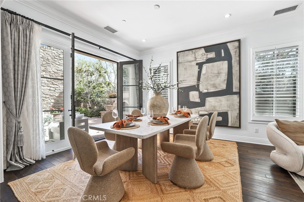 MLS #OC25219998 image #13