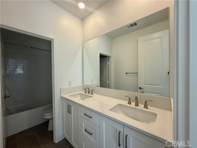 Detail Gallery Image 13 of 24 For 109 Trask, Irvine,  CA 92618 - 4 Beds | 4 Baths