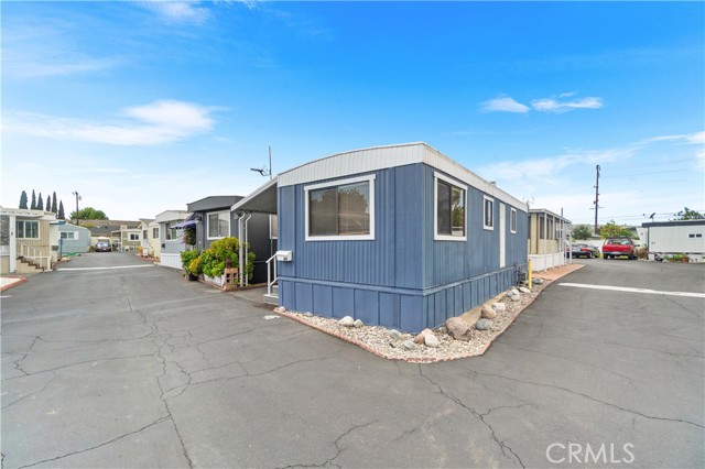 2350 250th Street, Lomita CA: https://media.crmls.org/medias/a1095e22-b410-4c76-8ab5-82d31e11548c.jpg