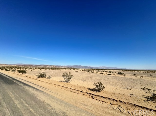 0 Pinto Mountain Road, Twentynine Palms, California 92277, ,Land,For Sale,0 Pinto Mountain Road,CRIV22217209