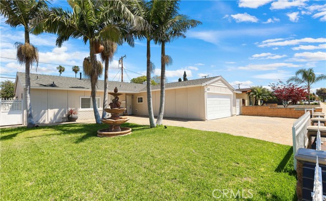 2279 W Falmouth Avenue, Anaheim CA: https://media.crmls.org/medias/a10a8a18-80cf-4fb2-b805-785e8dc55069.jpg