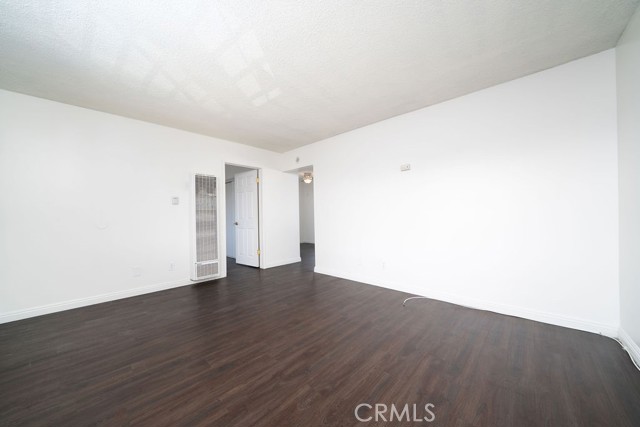 Detail Gallery Image 10 of 20 For 11221 Pangborn Ave, Downey,  CA 90241 - – Beds | – Baths