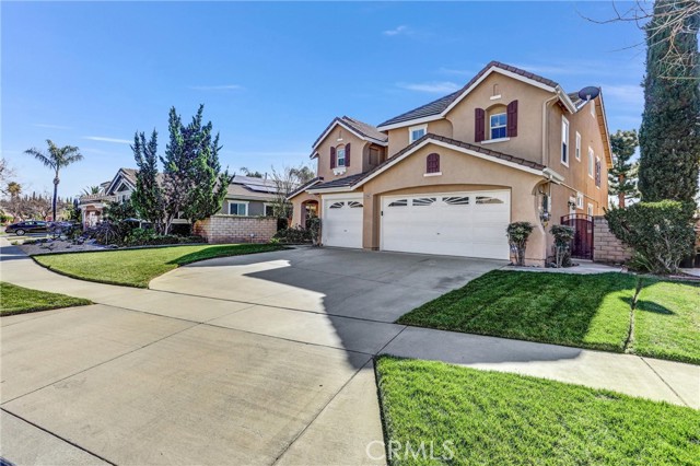 Detail Gallery Image 4 of 66 For 11343 Fulbourn Ct, Rancho Cucamonga,  CA 91730 - 5 Beds | 2/1 Baths