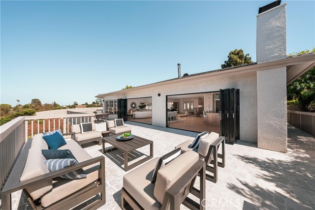 36 Montecillo Drive, Rolling Hills Estates, California 90274, 5 Bedrooms Bedrooms, ,4 BathroomsBathrooms,Residential,For Sale,Montecillo,PW25132244