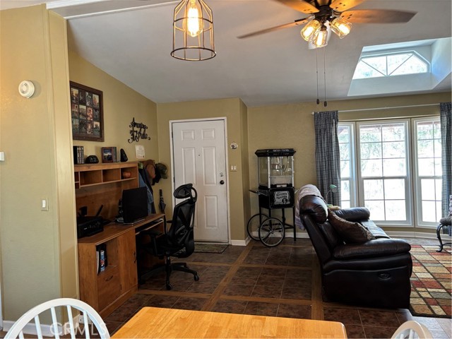 4060 Indian Peak Road, Mariposa CA: https://media.crmls.org/medias/a10e4045-c208-4b95-ac1f-a2f68dc15675.jpg