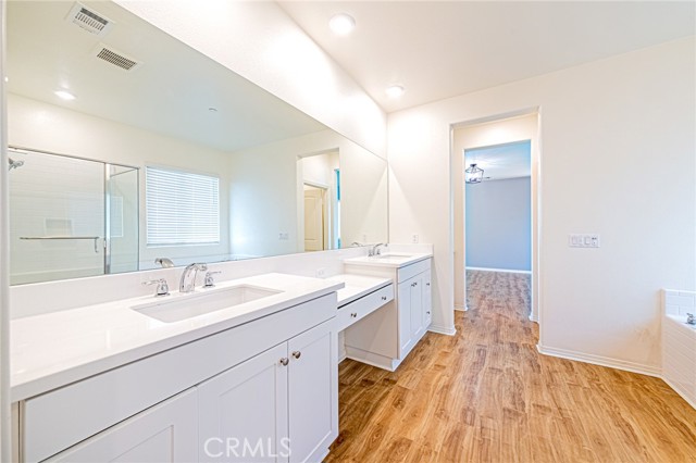 Detail Gallery Image 20 of 49 For 15950 Osprey Ave, Chino,  CA 91708 - 3 Beds | 2/1 Baths