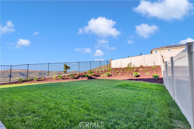 Detail Gallery Image 34 of 44 For 23798 Solaris Ct, Corona,  CA 92883 - 4 Beds | 3 Baths