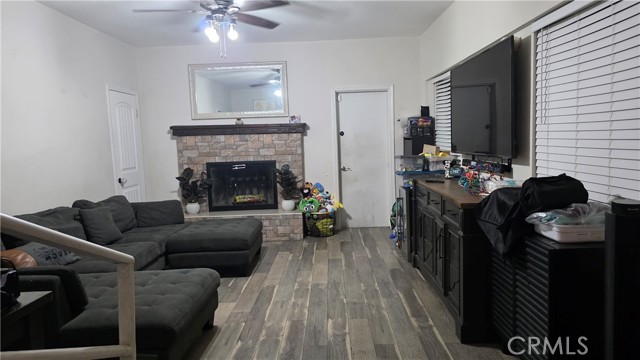 Detail Gallery Image 6 of 32 For 5793 Osbun, San Bernardino,  CA 92404 - 3 Beds | 3 Baths