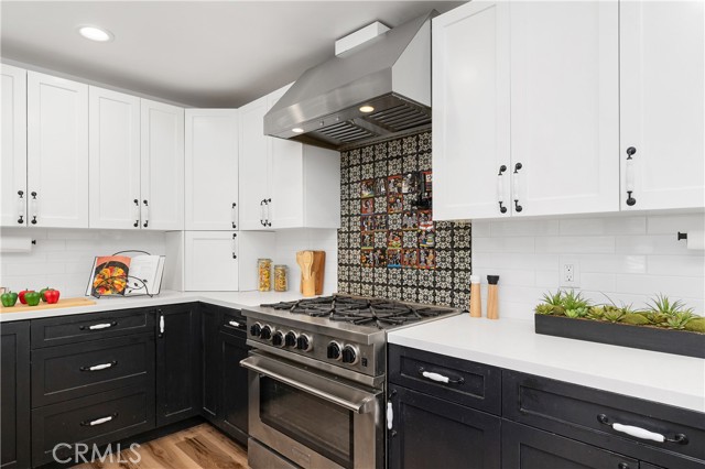 All of the cabinets and drawers have soft close hinges and rollers. Note: The stove will be replaced with a similar model, this stove will not be staying with the home.