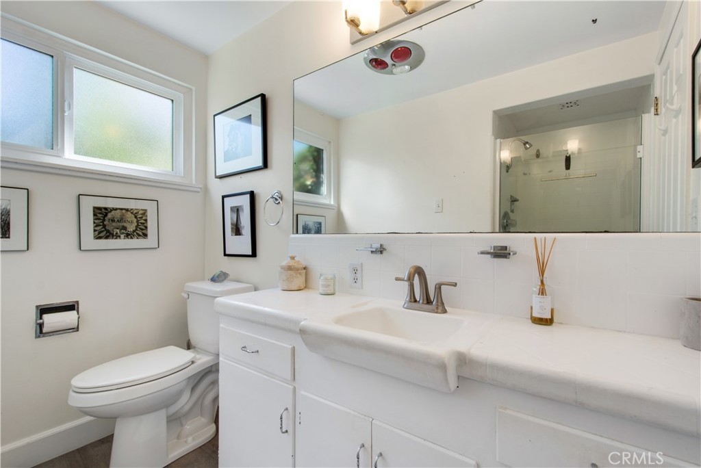 MLS #OC25138395 img 17