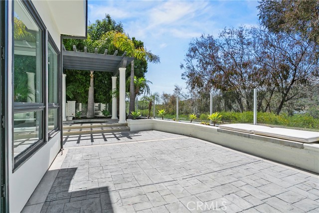 55 S Peak, Laguna Niguel CA: https://media.crmls.org/medias/a110c200-2e3e-4ece-a8f2-72f7336eefaf.jpg