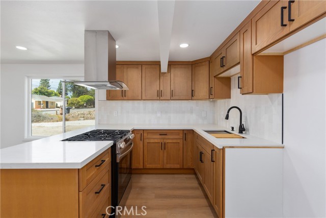 Detail Gallery Image 6 of 21 For 260 Olive, Claremont,  CA 91711 - 3 Beds | 2 Baths