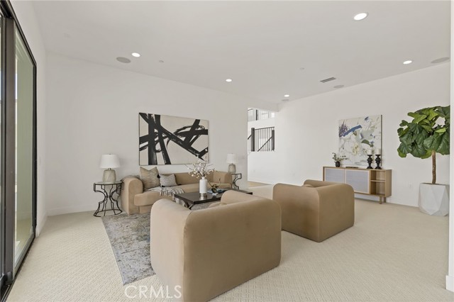 Detail Gallery Image 17 of 41 For 24175 N Camino Cascada, Valencia,  CA 91354 - 5 Beds | 5/1 Baths