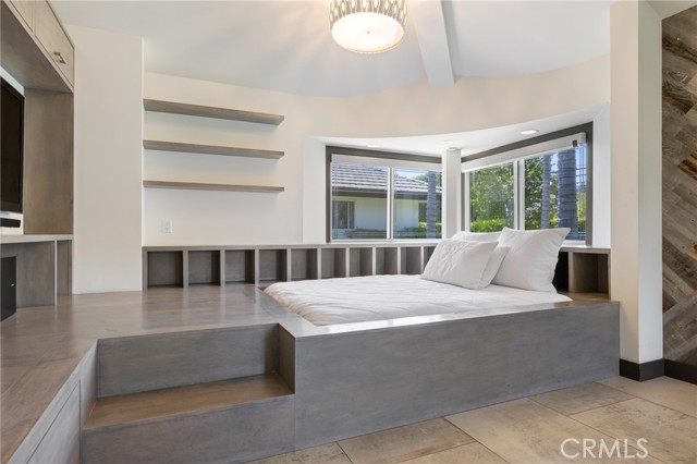 Detail Gallery Image 41 of 75 For 10372 Crawford Canyon Rd, North Tustin,  CA 92705 - 5 Beds | 6/1 Baths