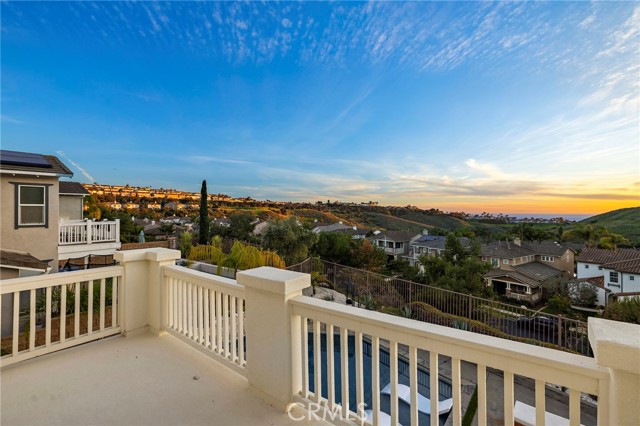 Detail Gallery Image 18 of 38 For 1512 Camino Reservado, San Clemente,  CA 92673 - 5 Beds | 4 Baths