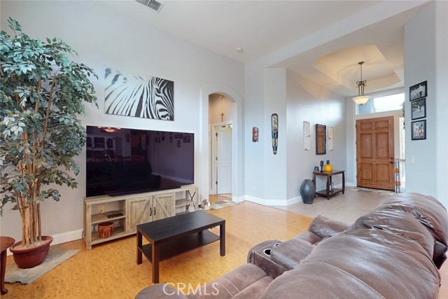 Detail Gallery Image 11 of 49 For 1661 Rio Vista, Yuba City,  CA 95993 - 4 Beds | 3 Baths