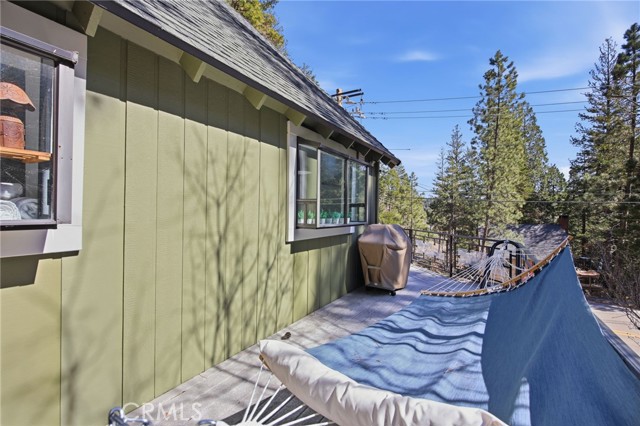 528 Brentwood, Lake Arrowhead CA: https://media.crmls.org/medias/a114ce06-cda4-4fc5-a8ef-06f29694f8e5.jpg
