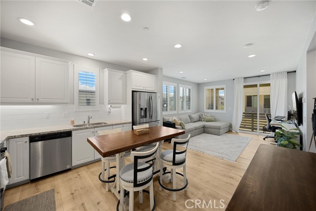3645 E Delight Paseo, Ontario CA: https://media.crmls.org/medias/a1154250-27ce-47d0-90fb-dedc44b703f7.jpg