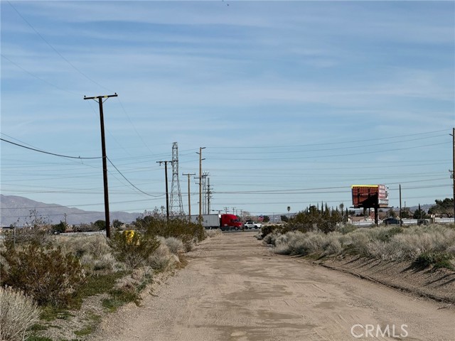 Detail Gallery Image 8 of 8 For 13290 Smoketree St, Victorville,  CA 92392 - – Beds | – Baths