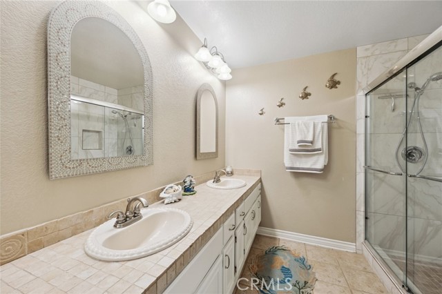 24805 Morning Mist Drive, Moreno Valley CA: https://media.crmls.org/medias/a117d02a-92f8-43ce-9349-d0855147155c.jpg