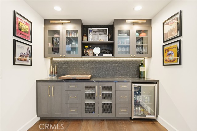 1756 10th, Manhattan Beach, California 90266, 5 Bedrooms Bedrooms, ,5 BathroomsBathrooms,Residential,For Sale,10th,SB26083535