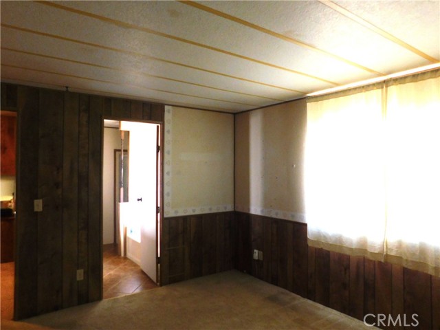 Detail Gallery Image 8 of 27 For 27627 Comstock Ave, Johannesburg,  CA 93528 - 2 Beds | 2 Baths