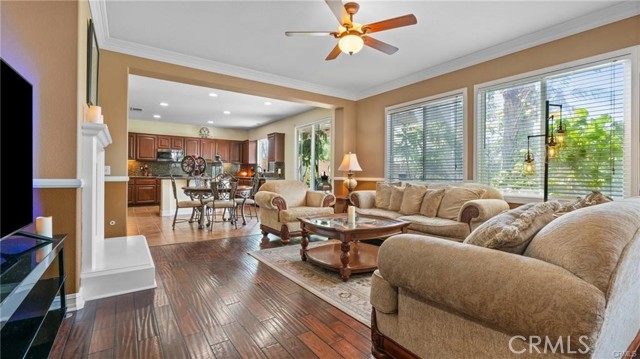 Image 24 of 65 For 13726 Kiwi Avenue