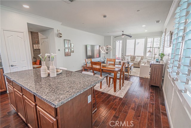 Detail Gallery Image 14 of 56 For 28267 N via Sonata Dr, Valencia,  CA 91354 - 3 Beds | 3 Baths
