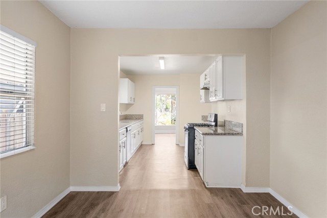 122 E 83rd Street, Los Angeles CA: https://media.crmls.org/medias/a11b9995-f349-419a-a1b6-c3aaa87840a3.jpg