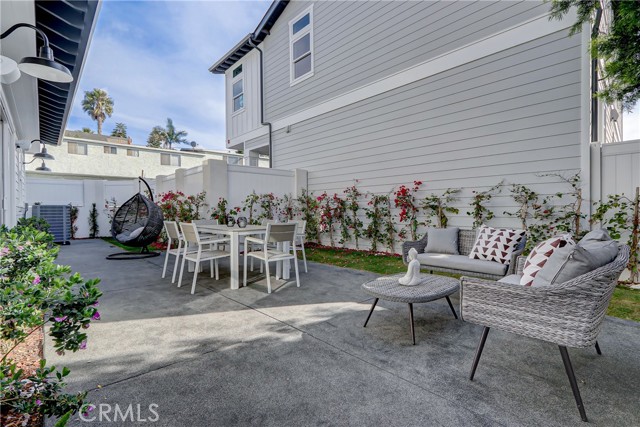 2322 Marshallfield Lane, Redondo Beach, California 90278, 5 Bedrooms Bedrooms, ,5 BathroomsBathrooms,Residential,For Sale,Marshallfield,PV24221357