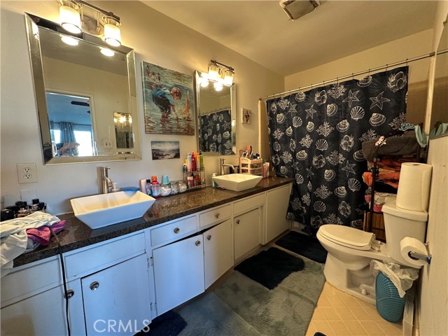 Detail Gallery Image 13 of 41 For 12644 Oaks Ave, Chino,  CA 91710 - 3 Beds | 2 Baths