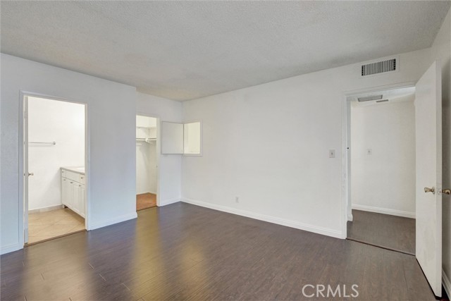 Detail Gallery Image 19 of 39 For 7033 Stewart and Gray Rd #24,  Downey,  CA 90241 - 2 Beds | 2 Baths