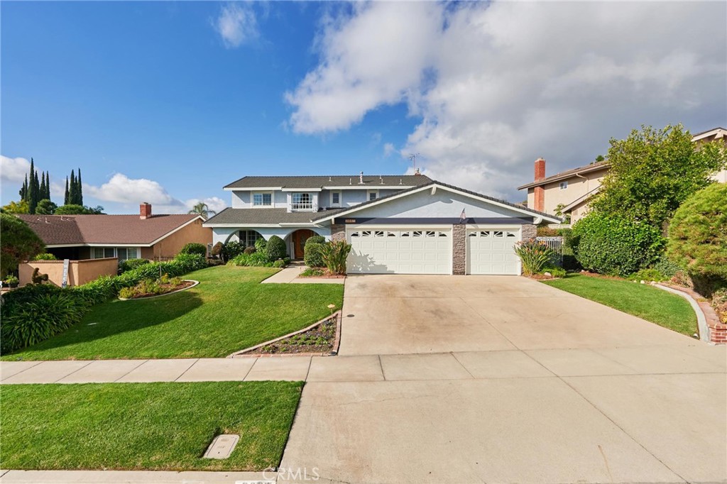 2067 N Albright Avenue, Upland, CA 91784