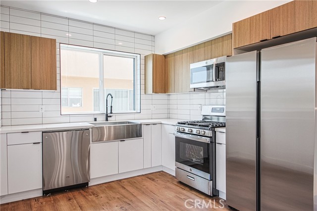  Income Home for Sale in North Hollywood, California