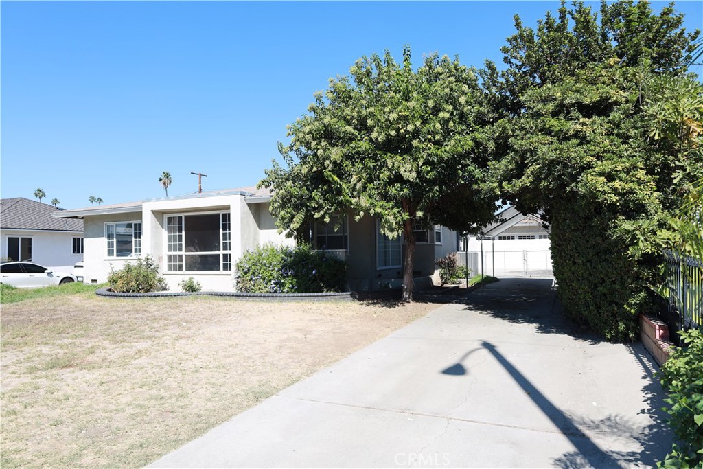 1445 E Workman — image 1