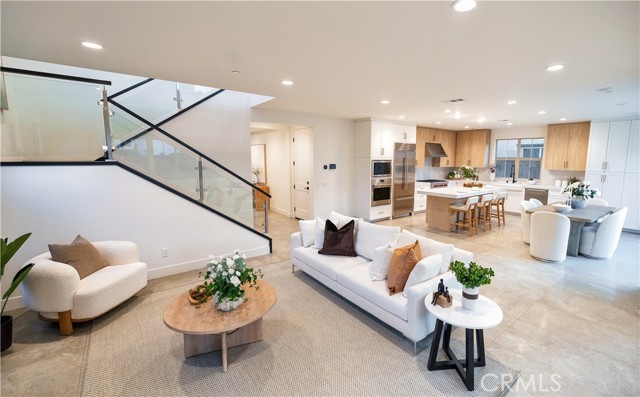 149 Somera, Irvine CA: https://media.crmls.org/medias/a11f8016-16db-4293-8f6d-489a20399620.jpg