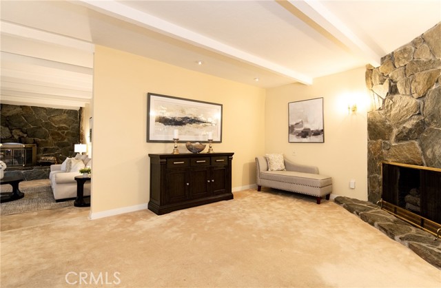 Detail Gallery Image 15 of 41 For 3301 Grayburn Rd, Pasadena,  CA 91107 - 3 Beds | 2/1 Baths