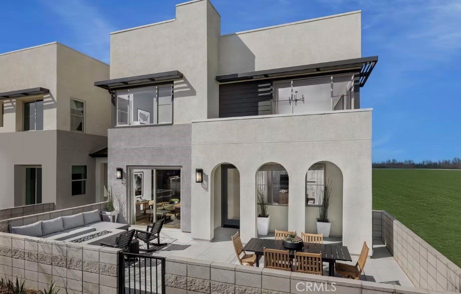 3271 South Agate Paseo