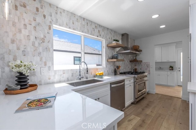 Detail Gallery Image 7 of 36 For 3829 Wellington Rd, Los Angeles,  CA 90008 - 3 Beds | 2 Baths