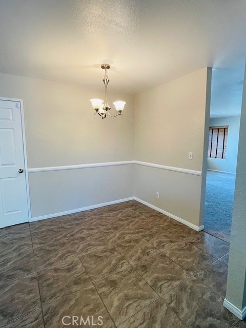 5674 Avenue Juan Bautista, Jurupa Valley CA: https://media.crmls.org/medias/a1201e0e-4da9-454e-a5d5-a37b3e55239f.jpg