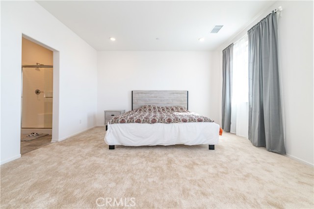 Detail Gallery Image 10 of 27 For 15907 Stresa Ln #10,  Fontana,  CA 92336 - 3 Beds | 2/1 Baths