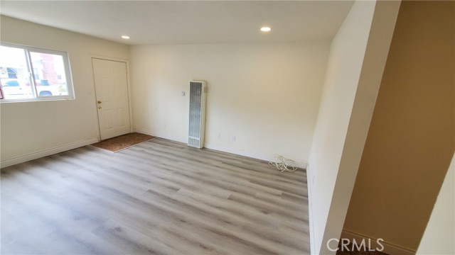 5333 Hyde Street, Los Angeles CA: https://media.crmls.org/medias/a1215659-2ede-4e5b-9561-1892b79d4906.jpg