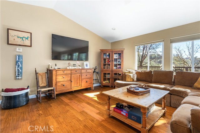 Detail Gallery Image 15 of 49 For 2627 Captains Walk, Lake Nacimiento,  CA 93426 - 3 Beds | 2 Baths