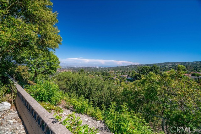 5118 Willow Wood Road, Rolling Hills Estates CA: https://media.crmls.org/medias/a122419f-5648-40b2-9b57-8073c94a970e.jpg