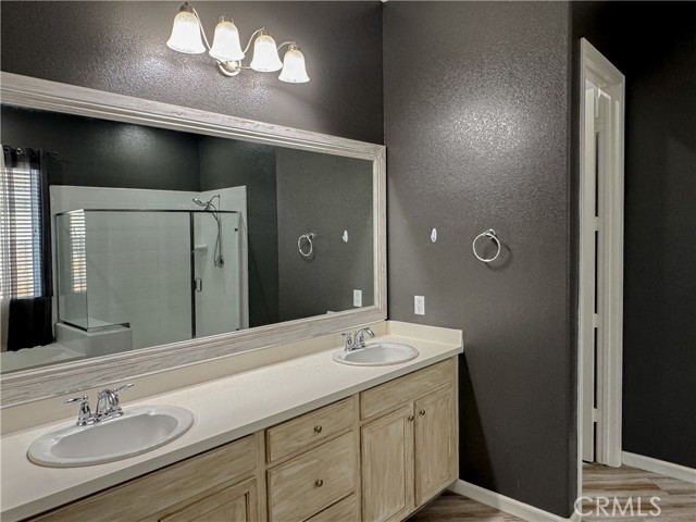 Detail Gallery Image 44 of 56 For 15527 Avanti Dr, Bakersfield,  CA 93314 - 4 Beds | 3/1 Baths