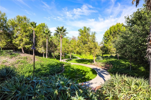 Detail Gallery Image 69 of 70 For 10 Hyacinth, Lake Forest,  CA 92630 - 5 Beds | 5/1 Baths