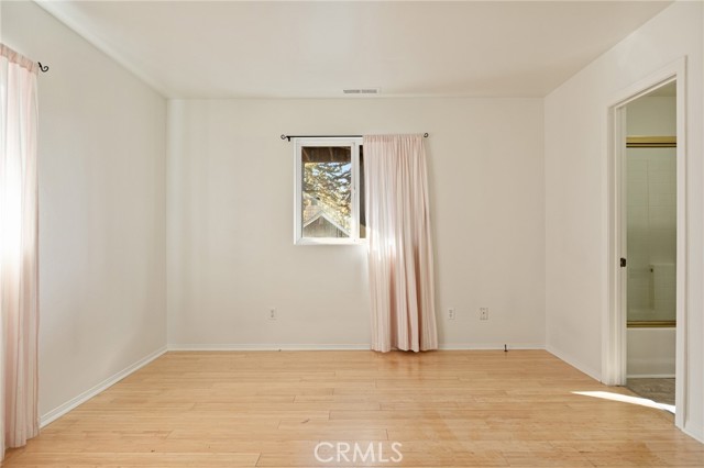 Detail Gallery Image 18 of 28 For 31471 Ocean View, Running Springs,  CA 92382 - 3 Beds | 2 Baths